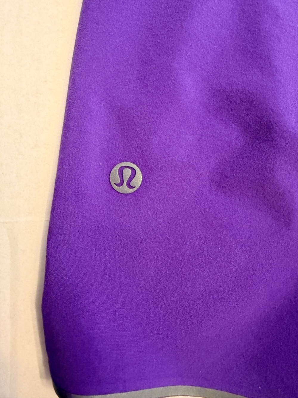 Lululemon Men’s Medium Surge Shorts Purple 6" Inseam Lined Run Workout - Picture 9 of 11